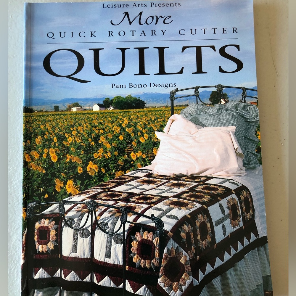 More Quick Rotary Cutter Quilt book Detailed directions Beautifully Illustrated!